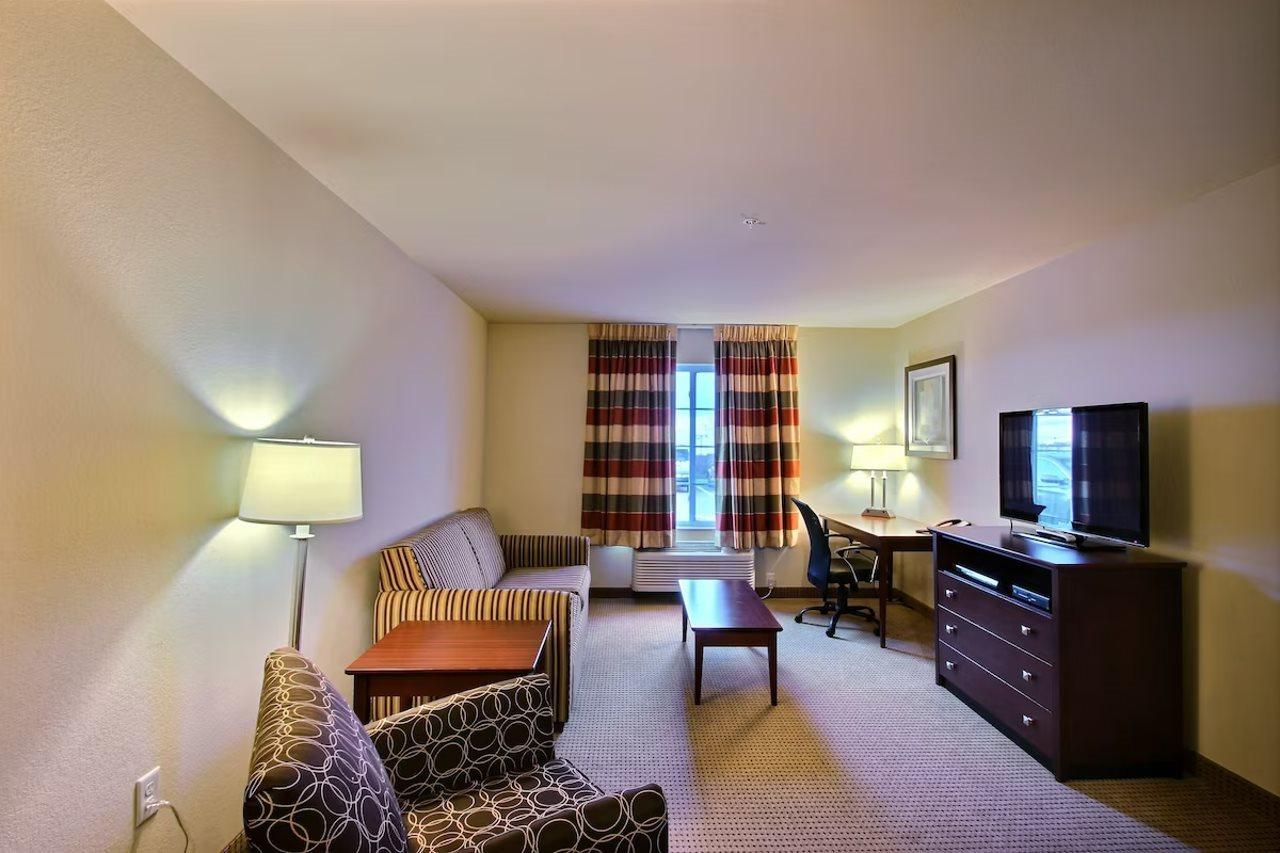 Americinn By Wyndham Oshkosh Exterior foto